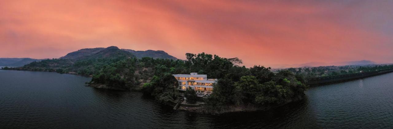 Ama Stays & Trails White House, Lonavala Extérieur photo